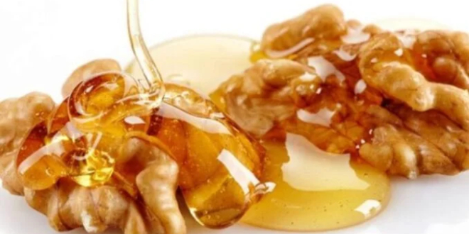 MED, ORASI, JABUKOVO SIRĆE, BIJELI LUK: Može da pomogne kod astme, otežanog disanja, anemije, glavobolje, nesanice, skleroze…